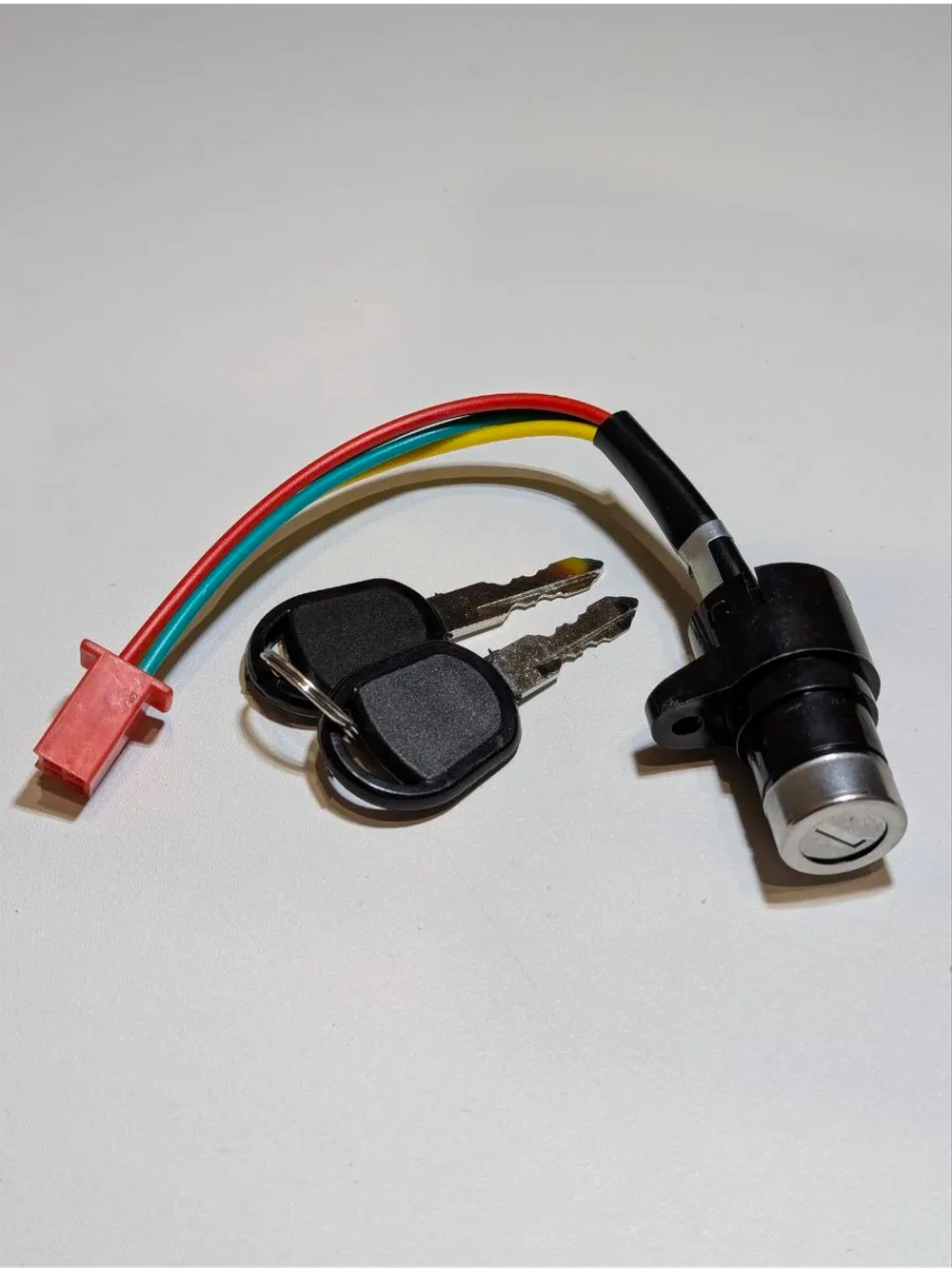 Замок зажигания для с фишкой мопеда Alpha, Delta, Orion