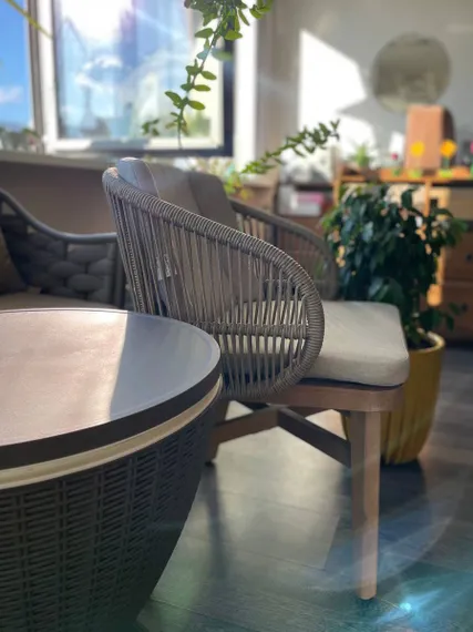 Комплект уличной мебели Mali из массива эвкалипта и травертина, стол 225х100 см, 8 стульев