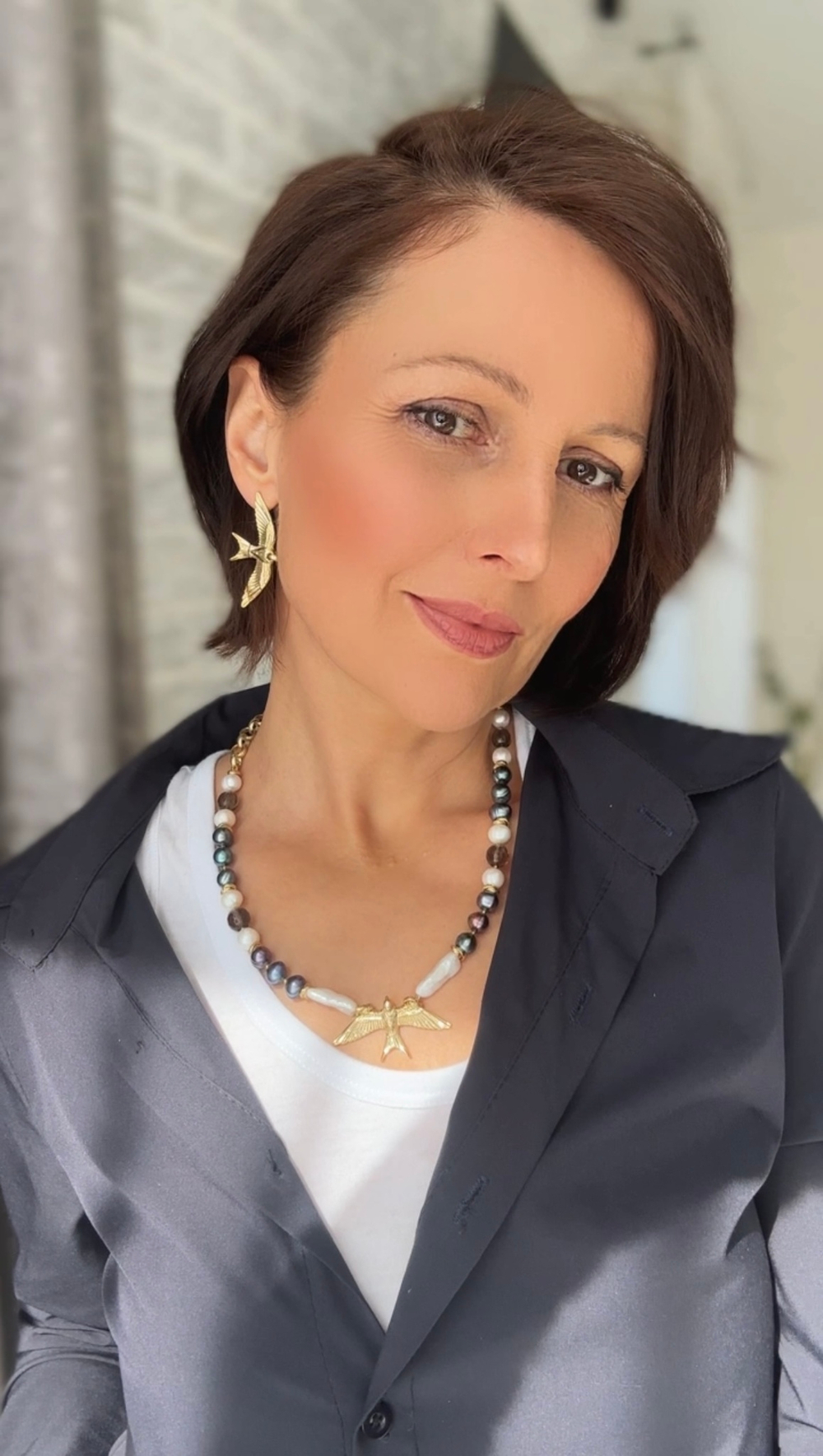 Колье с ласточкой из калиброванного барочного жемчуга, раухтопаза, оттенок золото