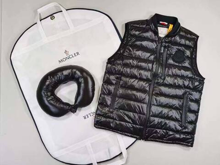 Безрукавка Moncler