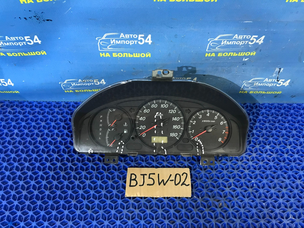 Щиток приборов MAZDA FAMILIA 2001