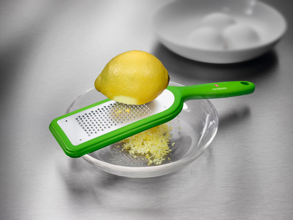 Тёрка мелкая Victorinox, 26 см, зеленая