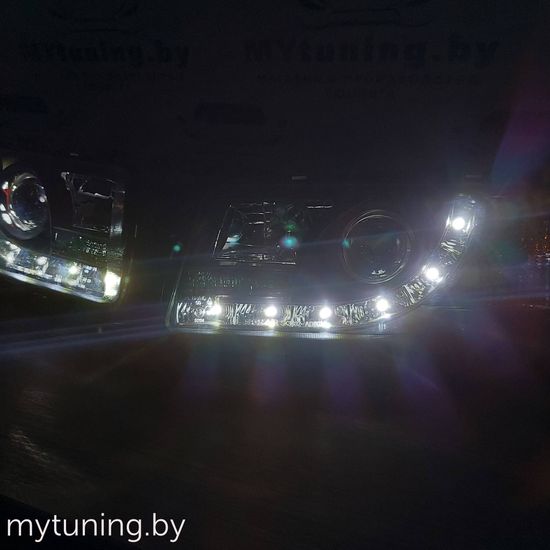 Передние фары DAYLIGHT BLACK для Audi 80 B4