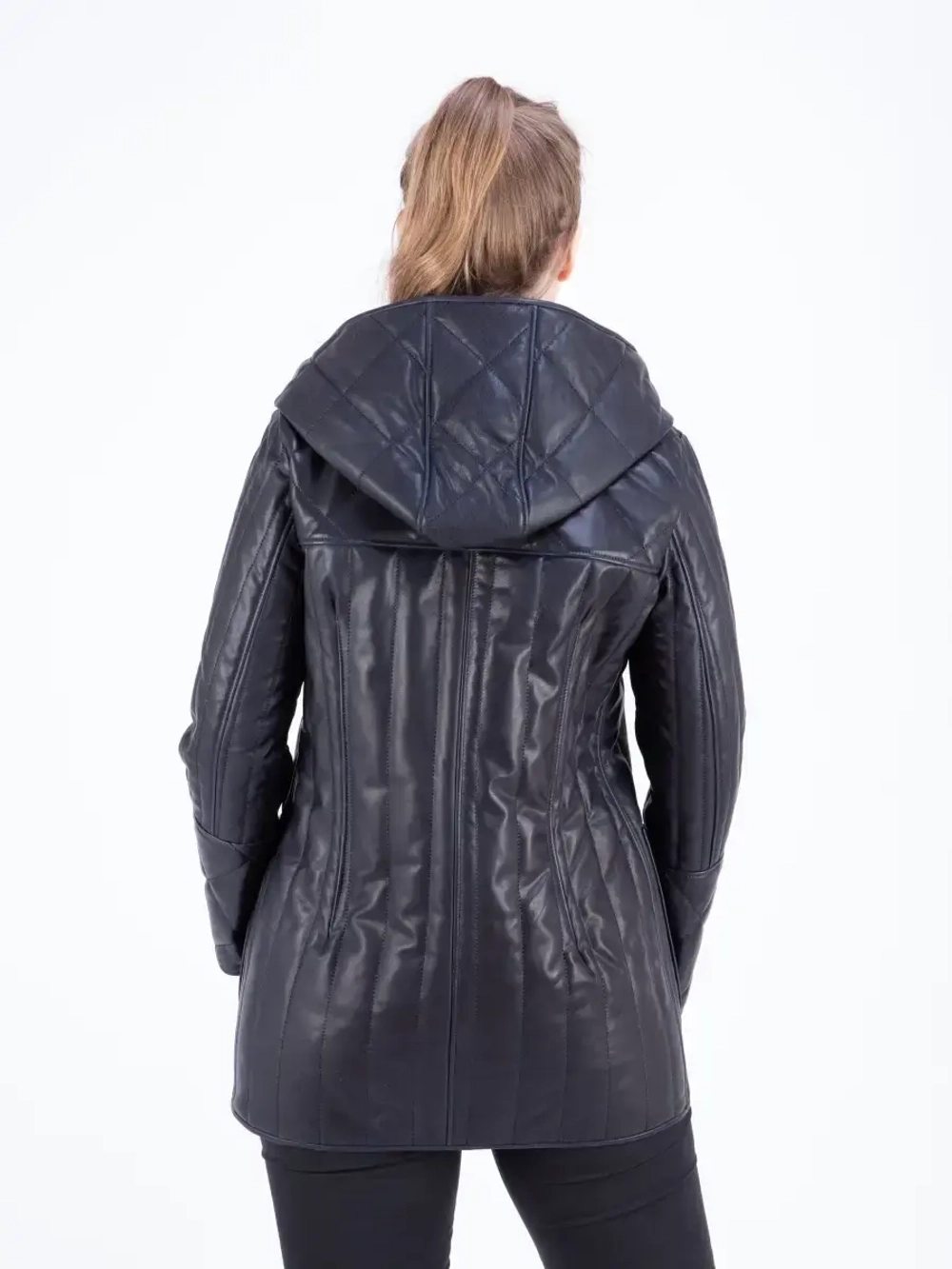 Куртка женская кожаная стеганая