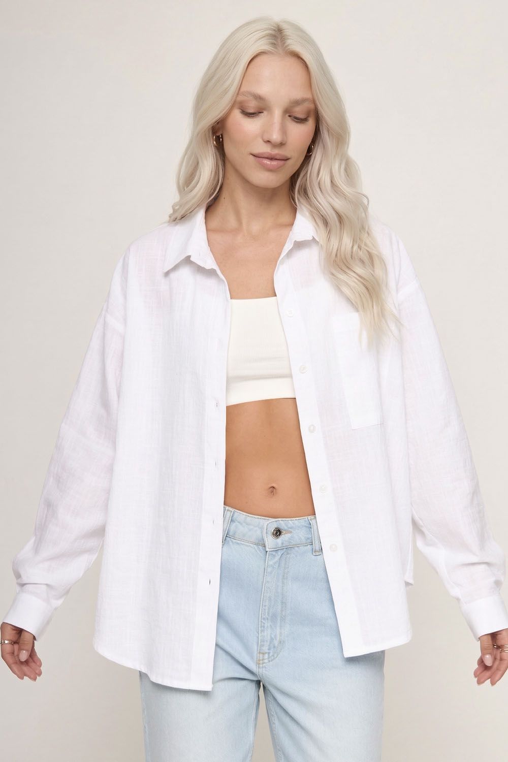 Рубашка с карманом из хлопка baby cotton белого цвета