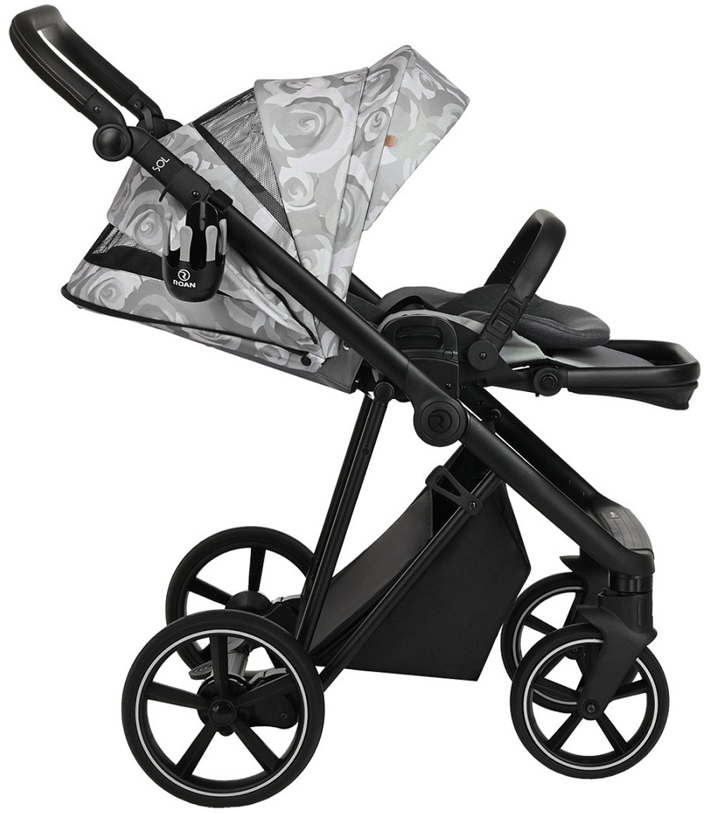 Детская коляска Roan Sol Flowers 3 в 1 с автокреслом Pituso Baesa Pro Black,Beige Canopy RSF/5002 Gray/Black