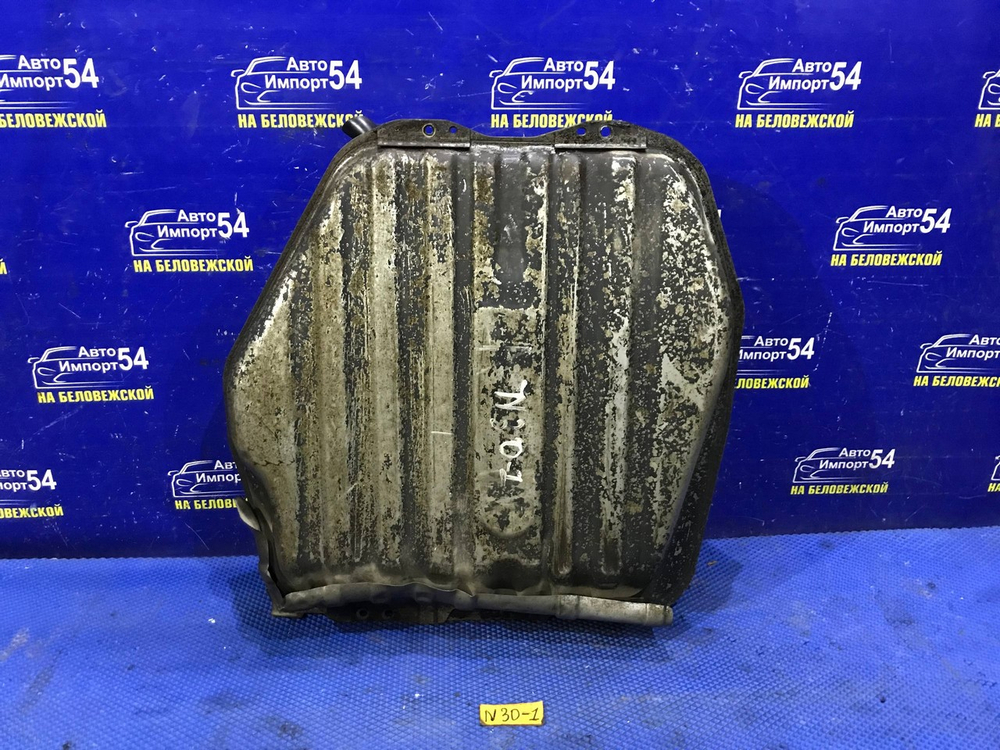 Бак топливный NISSAN R’NESSA 1999