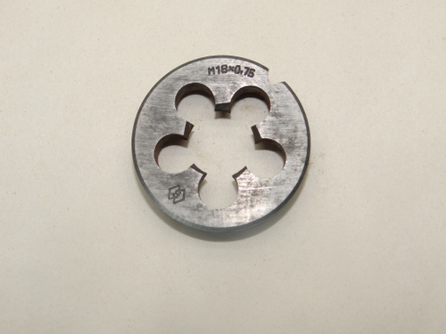 Плашка М18х0,75 d=45мм