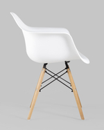 Стул Eames DAW белый