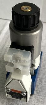 M-4SEW6Y3X/420MG24N9K4 - Гидрораспределитель седельного типа Ду 6 с электроуправлением на 420 бар, схема Y