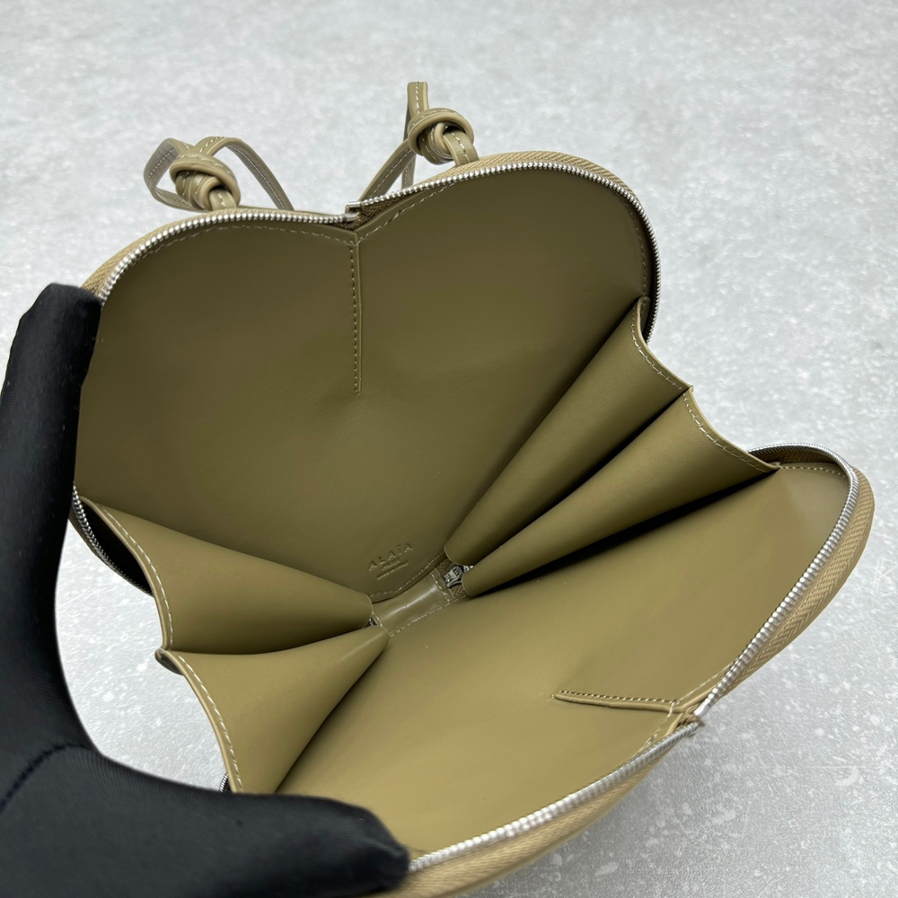 Alaia Le Coeur Bag