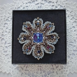 Мастер-класс по броши Crystal Flower