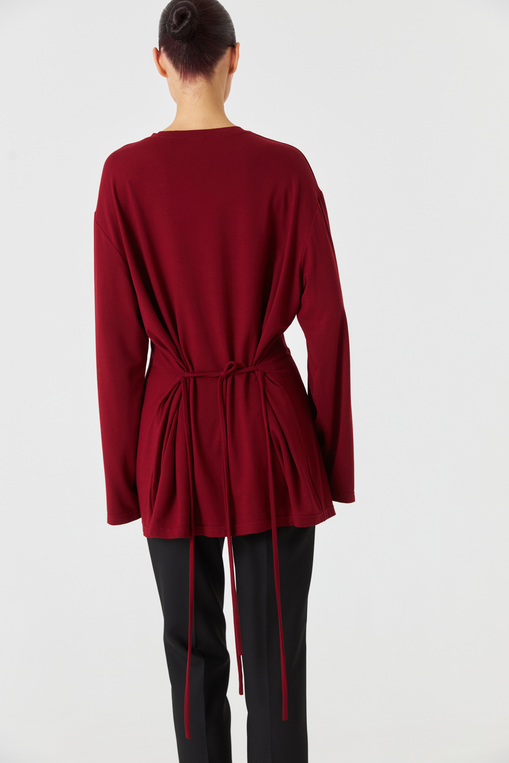 Лонгслив с завязками