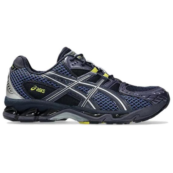 Asics Gel &#39; Nimbus 10,1-это универсальный аксессуар, который идеально подходит для повседневного использования