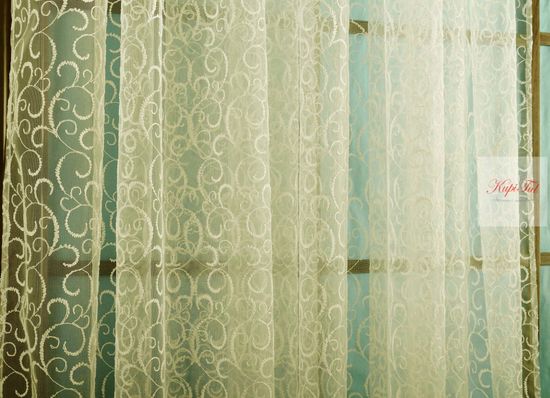 Тюль сетка с вышивкой Веточки-2 (кремовый)