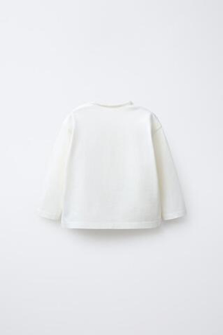 ZARA ФУТБОЛКА С РЕЛЬЕФНЫМ ОЛЕНЕМ, ЭКРЮ