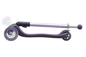 Детский трехколесный самокат Globber Elite F светящаяся платформа фиолетовый