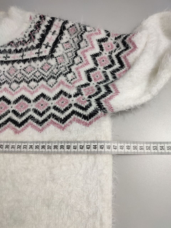 Свитер C&A мягкий на 13-14 лет