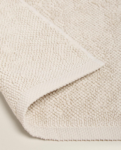 Zara Home - Гладкий нескользящий коврик для ванной, бежевый, 50x70 см