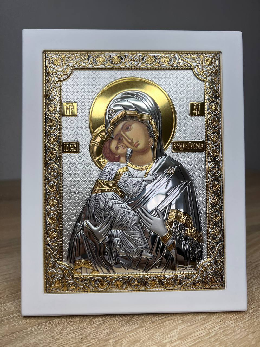 Владимирская БМ, икона прямоугольная с рамкой, белое дерево 185х235