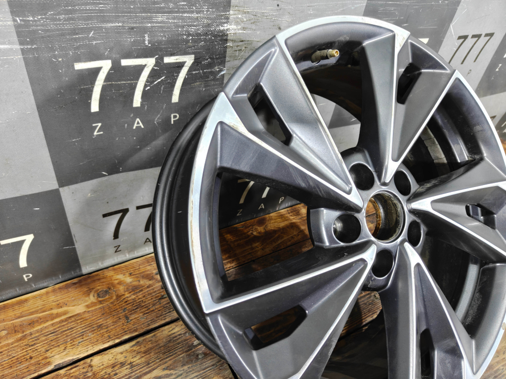 Диск колесный литой R17 Omoda C5 22-нв Б/У Оригинал 203000434AA