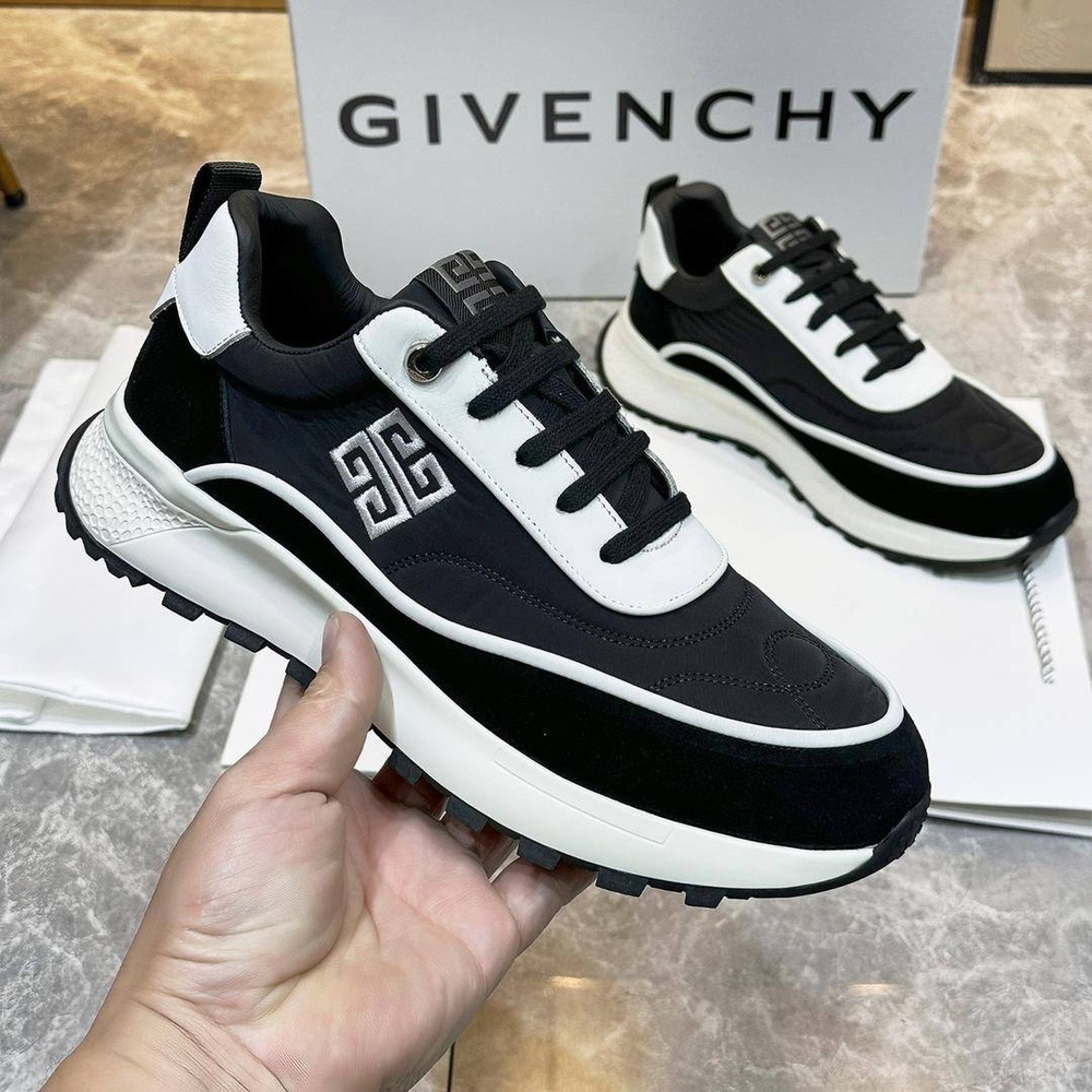 Кроссовки Givenchy