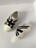 Кожаные кеды Burberry, 24