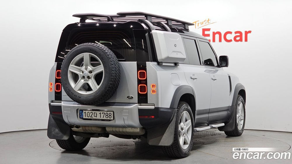 Land Rover Defender (L663) 110 D240 SE (11.2020)