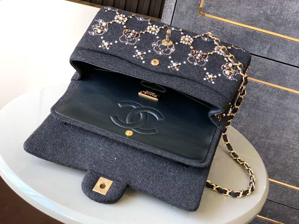 Chanel Bag 25 cm