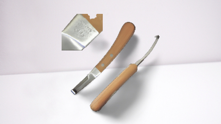 Нож ветеринарный копытный обоюдоострый с деревянной ручкой