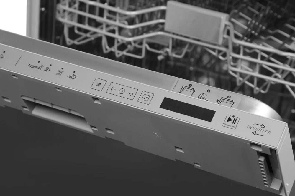Встраиваемая посудомоечная машина HOTPOINT HI 5D83 DWT