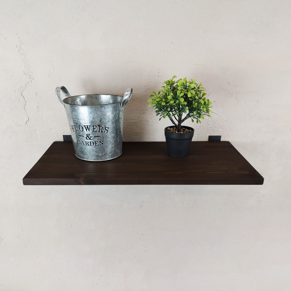 Настенные полки из натурального дерева в стиле Лофт