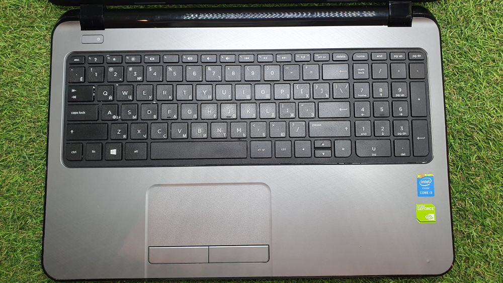 Ноутбук HP i3/4 Gb/820M 2 Gb
