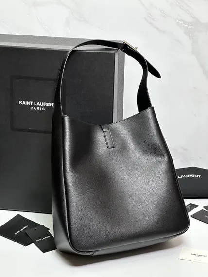 Сумка Saint Laurent LE 5 A 7 эластичная, из зернистой кожи, черная