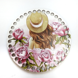 Девушка с розами