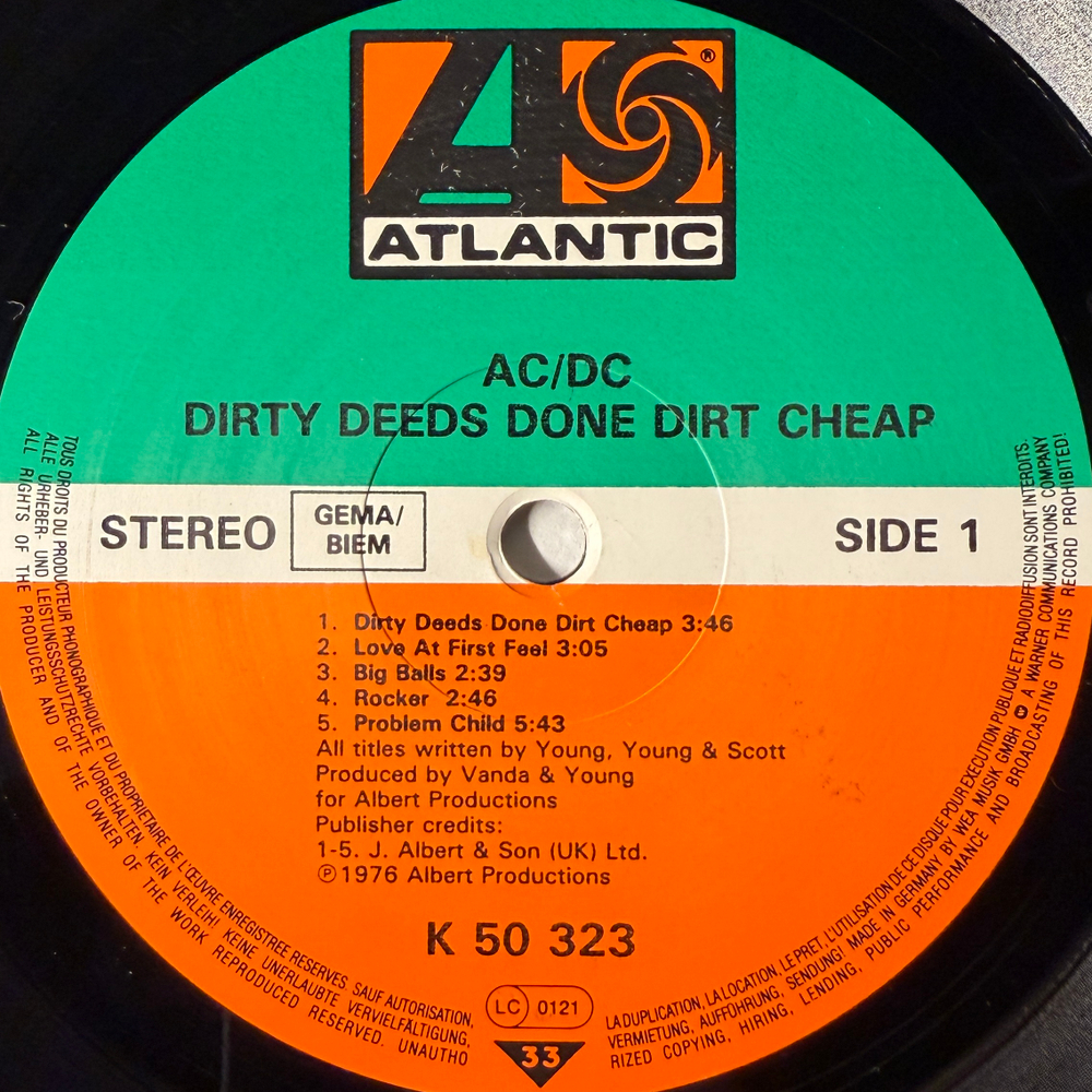 AC/DC - Dirty Deeds Done Dirt Cheap (Германия)