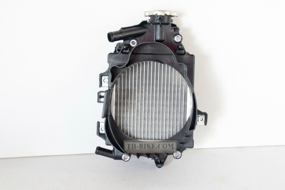 19100-KZY-701 (19100-KZY-951). RADIATOR ASSY.. Radiator Honda PCX, SH