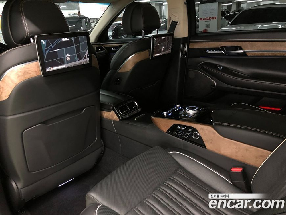Genesis G90 3.8 AWD (01.2021)