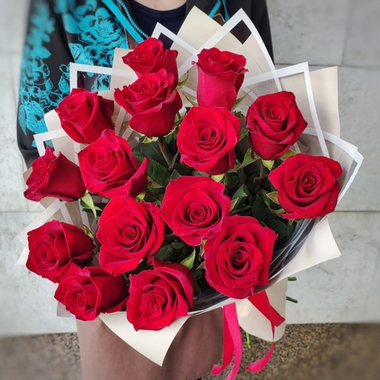 Букет из 15 роз сорта "Эксплорер" (Эквадор 60 см)