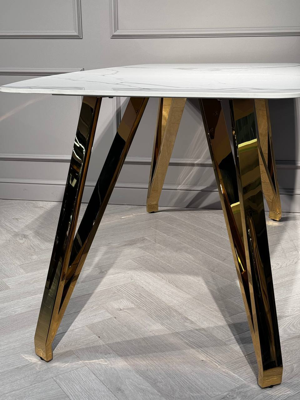 Стол обеденный Ist Casa Соар-2, 160х90х76 см, бело-серая керамика, золото