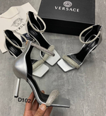 Босоножки Versace