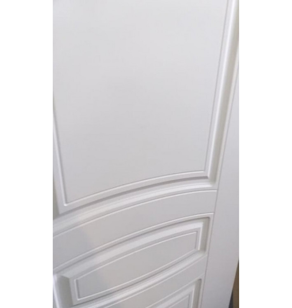 Входная дверь в квартиру Лекс Гранд Модерн Софт графит /  №68 Белая шагрень (белый матовый, без текстуры)