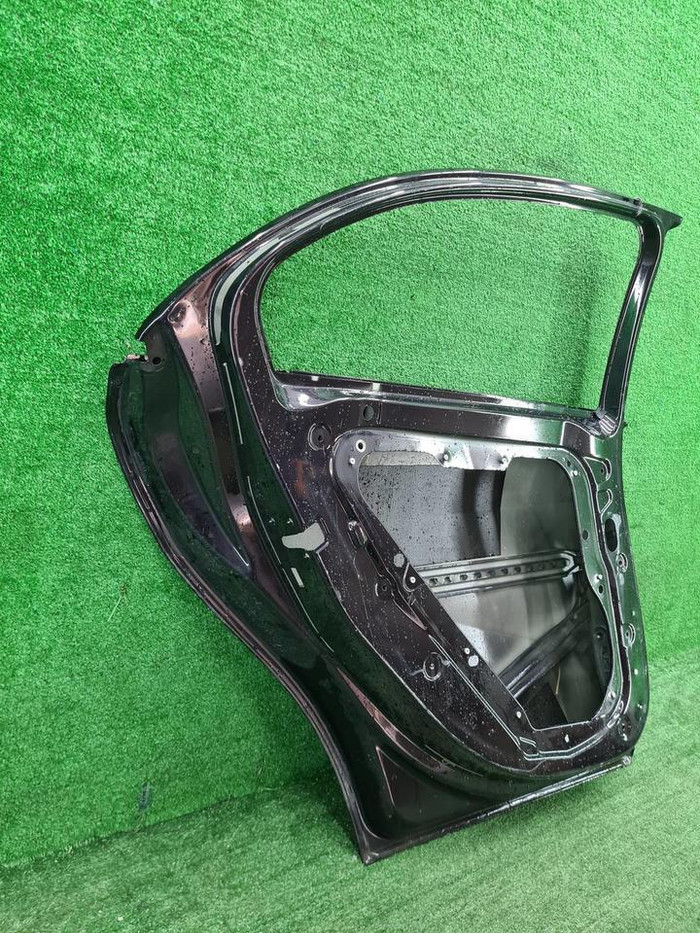 Дверь задняя левая Mercedes A W176 (2012-2018)