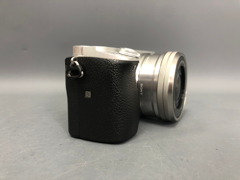 Sony A6400 kit 16-50mm (17.700 кадров)