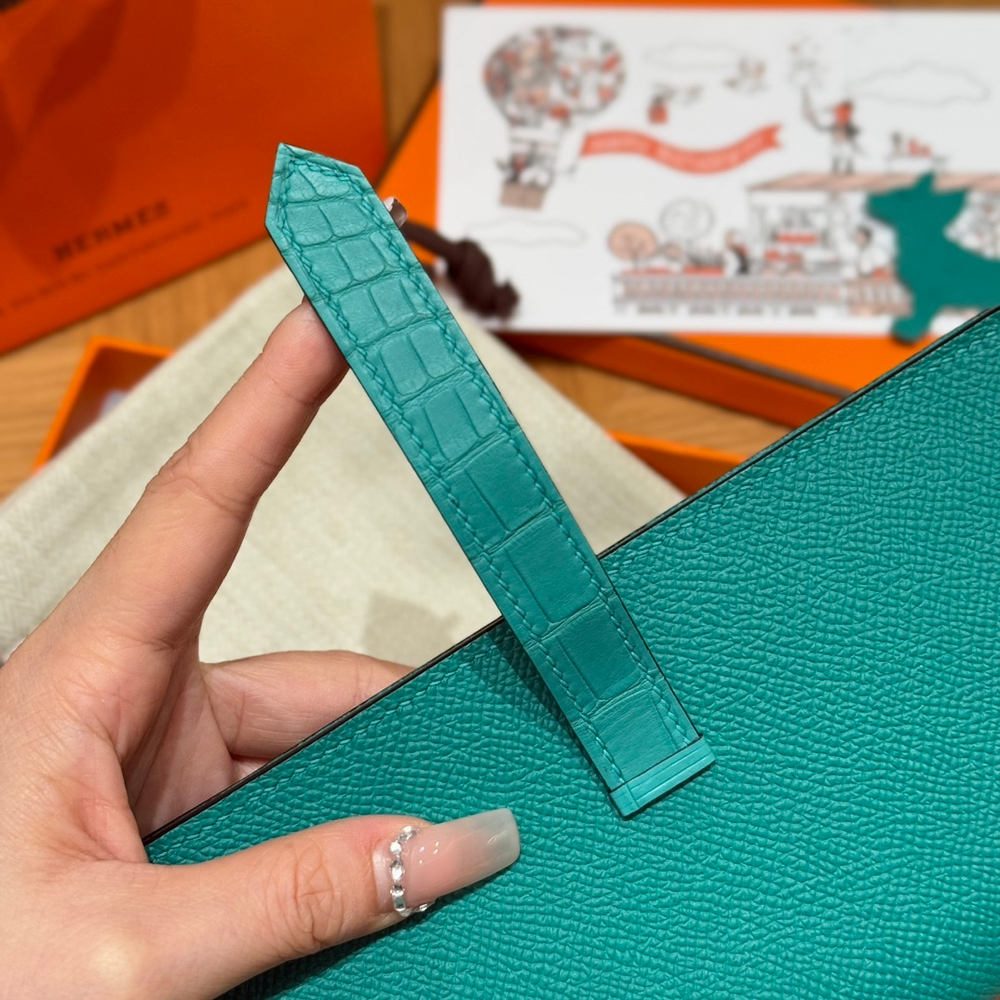 Hermes Bearn Wallet