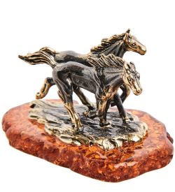 Народные промыслы AM- 421 Фигурка «Лошади Степные» (латунь, янтарь)