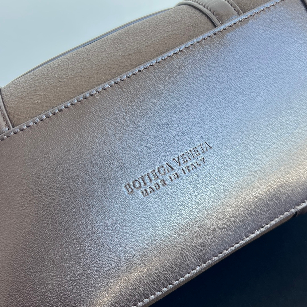 Bottega Veneta Small Andiamo 25 cm