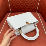 Louis Vuitton Capucines BB
