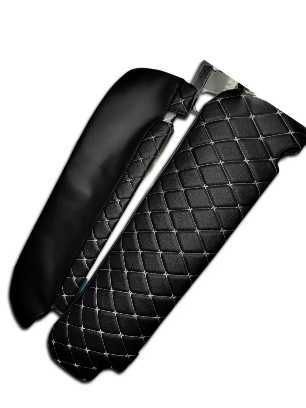 Чехлы на козырьки Газель Next и Газон Next (белая Бабочка)