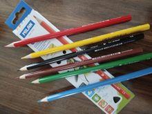 Rəngli karandaş \ Цветные карандаши BOX OF 6 TRIANGULAR COLOURED PENCILS